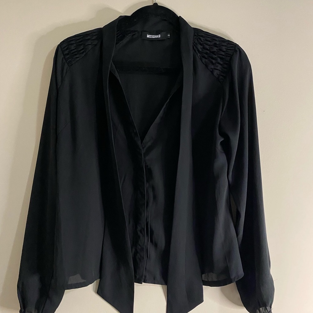 🚫 CLOSET CLOSING - Missguided | Blouse